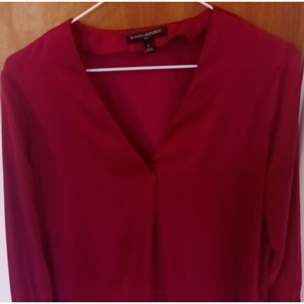 Banana Republic Pleated Detail Long Sleeve Pullover Blouse V Neck Small